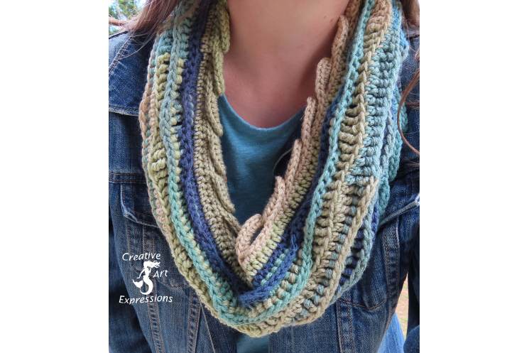 Sea Breeze Infinity Scarf in Mystic Sea