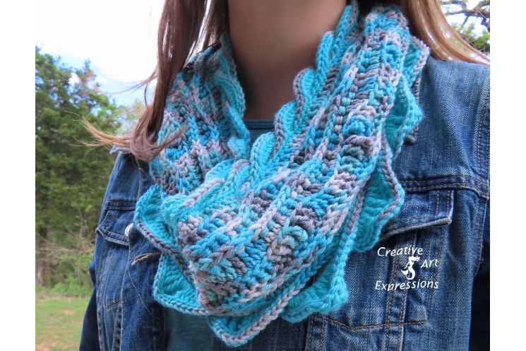 Sea Breeze Infinity Scarf in Frozen Seas