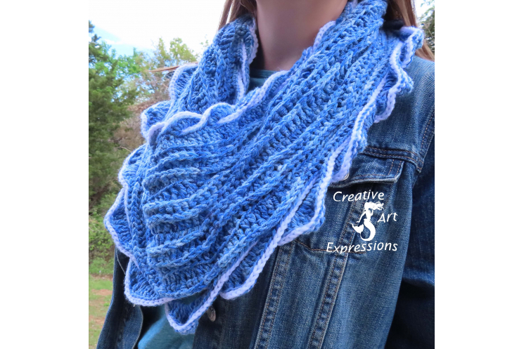 Sea Breeze Infinity Scarf in Sapphire Sea