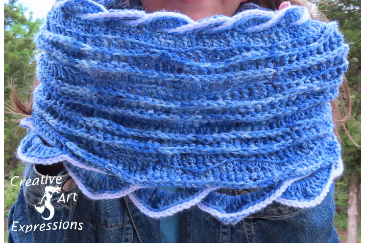 Sea Breeze Infinity Scarf in Sapphire Sea