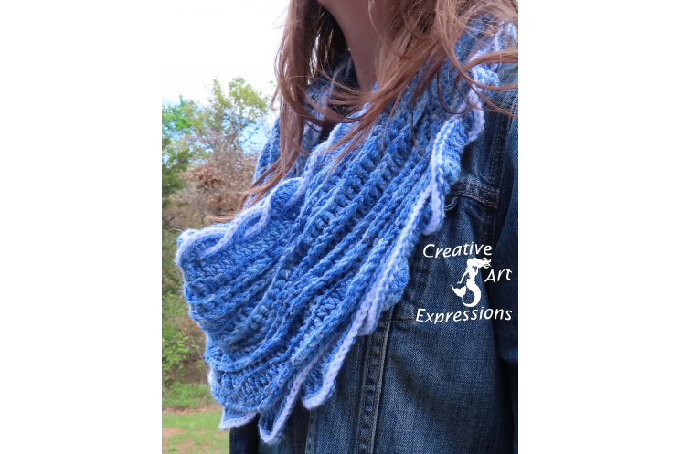 Sea Breeze Infinity Scarf in Sapphire Sea