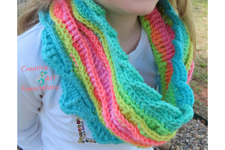 Sea Breeze Infinity Scarf in Coral Reef Youth 6-10 yrs