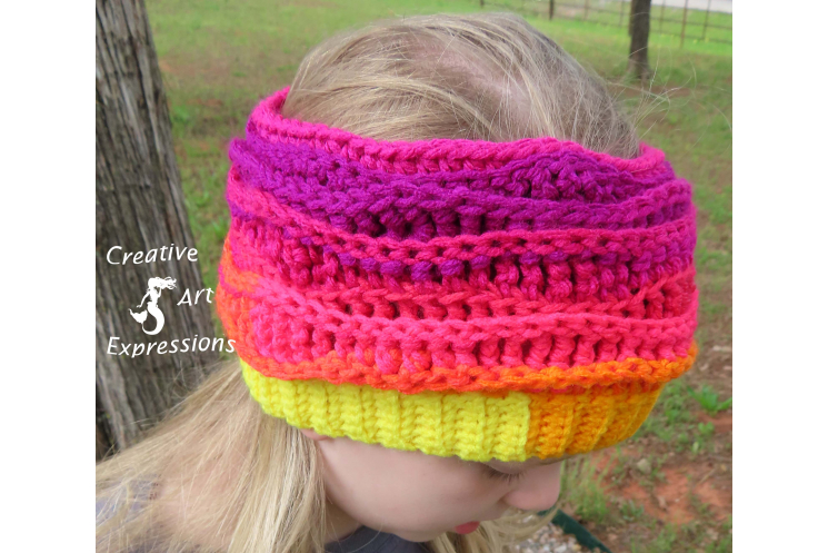 Sea Breeze Ear Warmer in Sunset Sea Youth 6-10