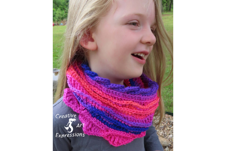 Sea Breeze Infinity Scarf in Flamingo Bay