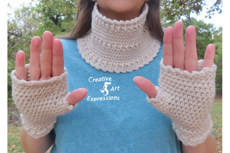 Crocheted Linen Colored Infinity Scarf & Gloves Set