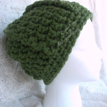 Bulky Ribbed Slouchy Hat in Grass Green
