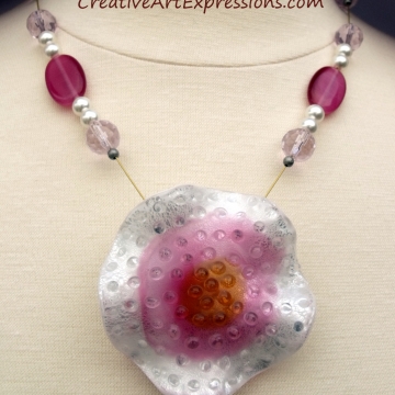 Creative Art Expressions Handmade Pink & White Necklace Jewelry Design Creative Art Expressions Handmade Pink & White Necklace Jewelry Design