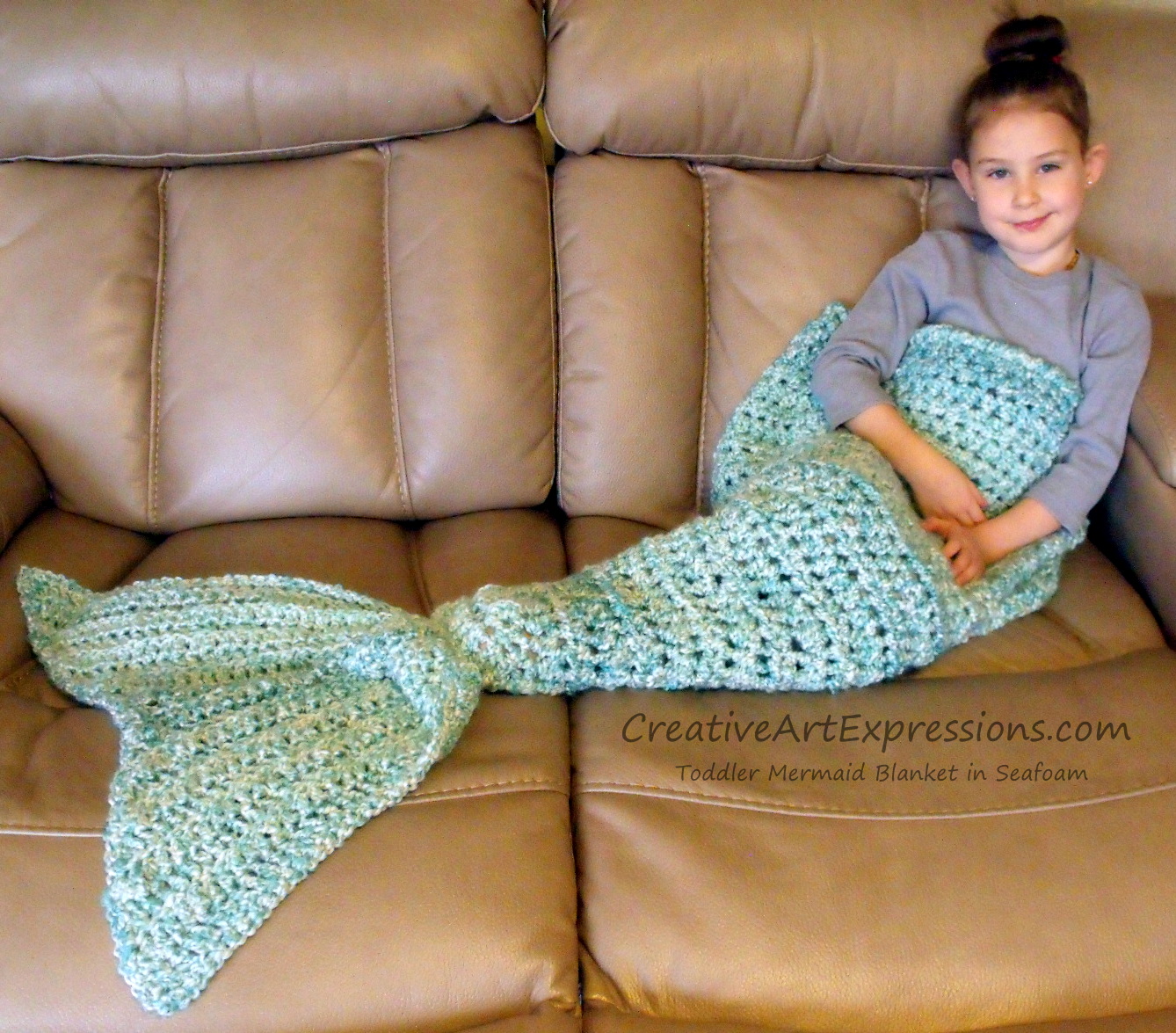 Creative Art Expressions Hand Crocheted Toddler Mermaid Blanket in Seafoam