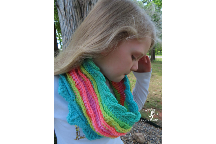 Sea Breeze Youth 6-10 Infinity Scarf in Retro Stripes