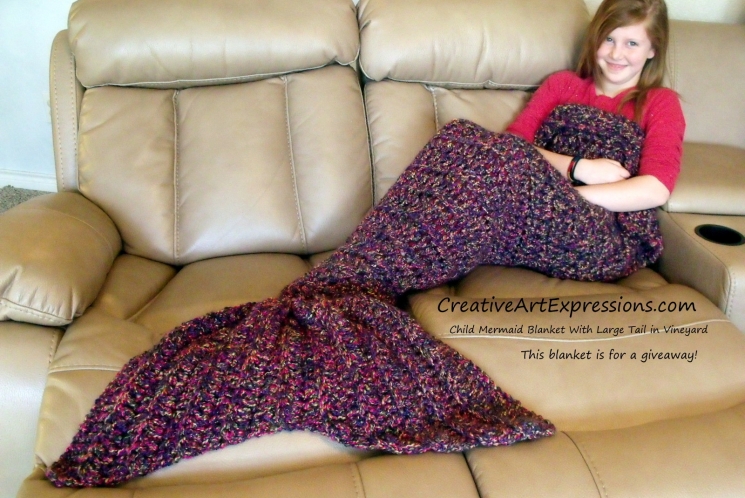 Mermaid Blanket Child Large Fin in Vineyard