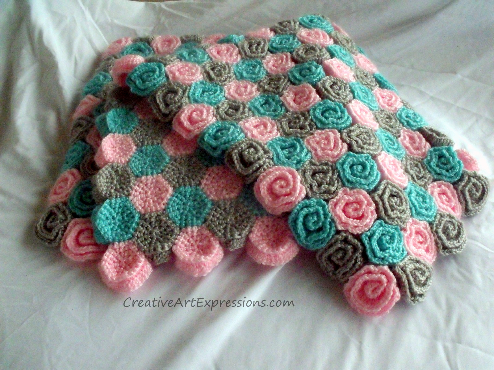 Creative Art Expressions Hand Crocheted Roses Baby Blanket