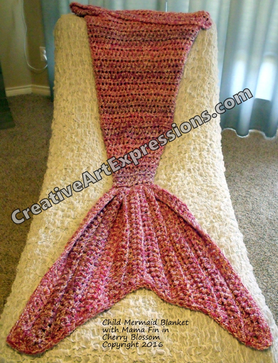 Child Mermaid Blanket mama fin in Cherry Blossom