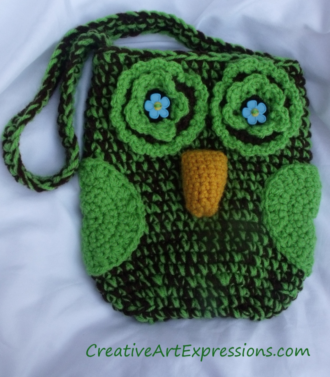 Creative Art Expressions hand Crocheted Green & Brown Owl Purse