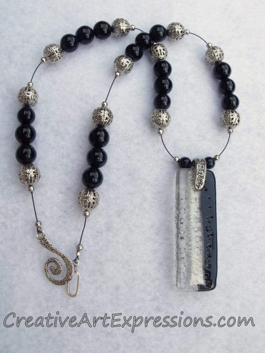Black & Silver Agate Necklace Giveaway