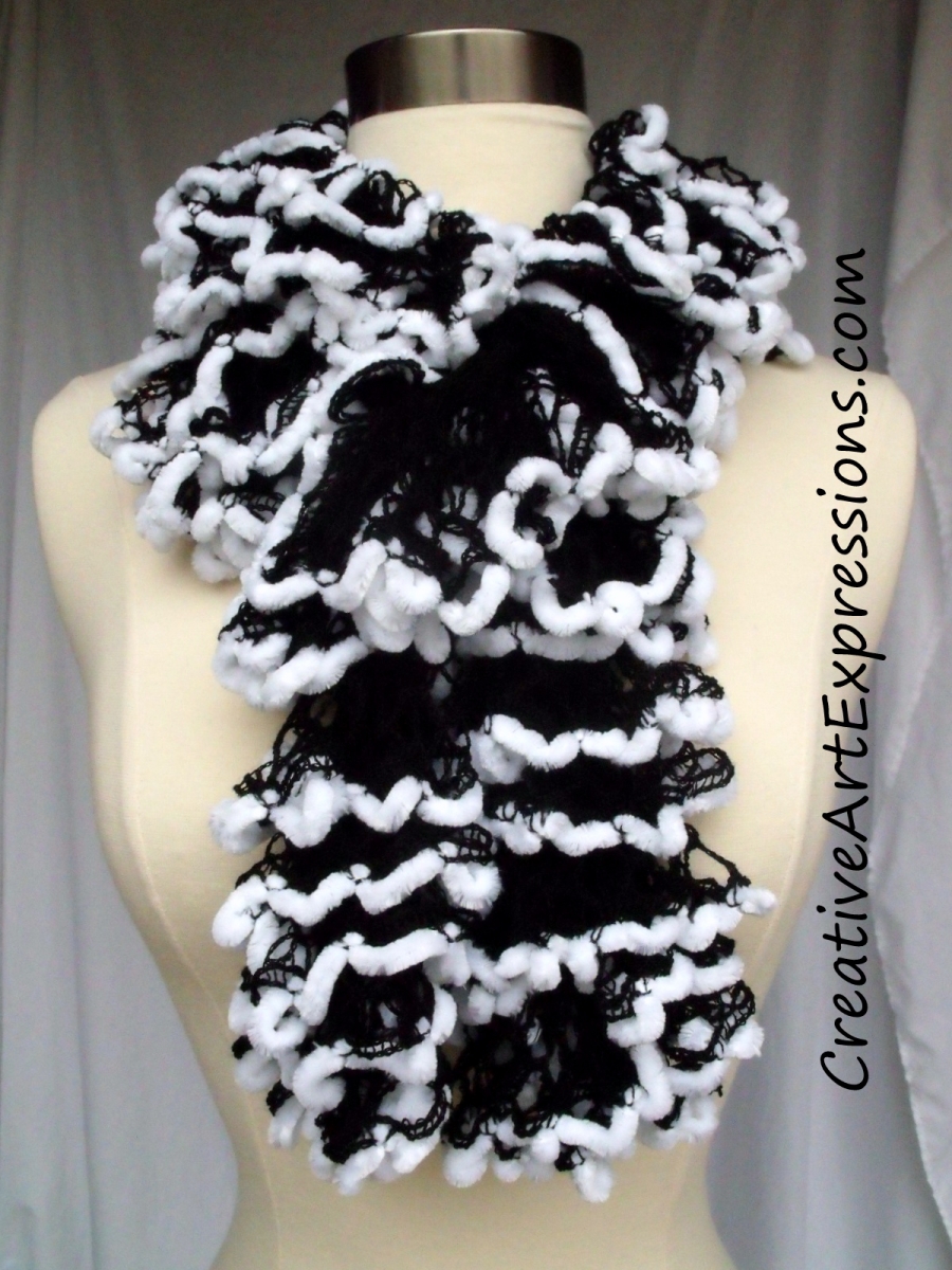 Creative Art Expressions Hand Knit Black & White Fur Ruffle Scarf